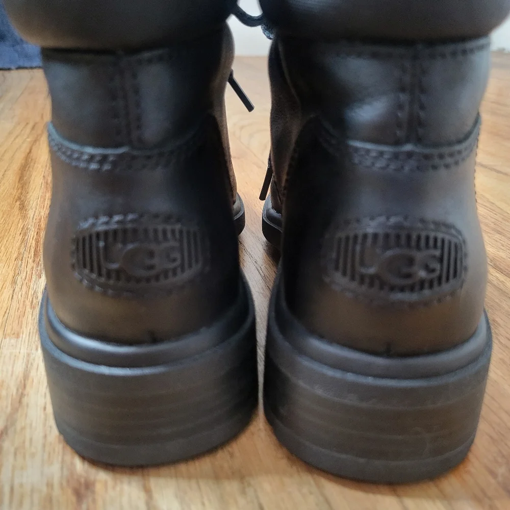 Ugg Women's Size 6 Leather Combat Boots. Grunge Blokecore - Picture 4 of 8